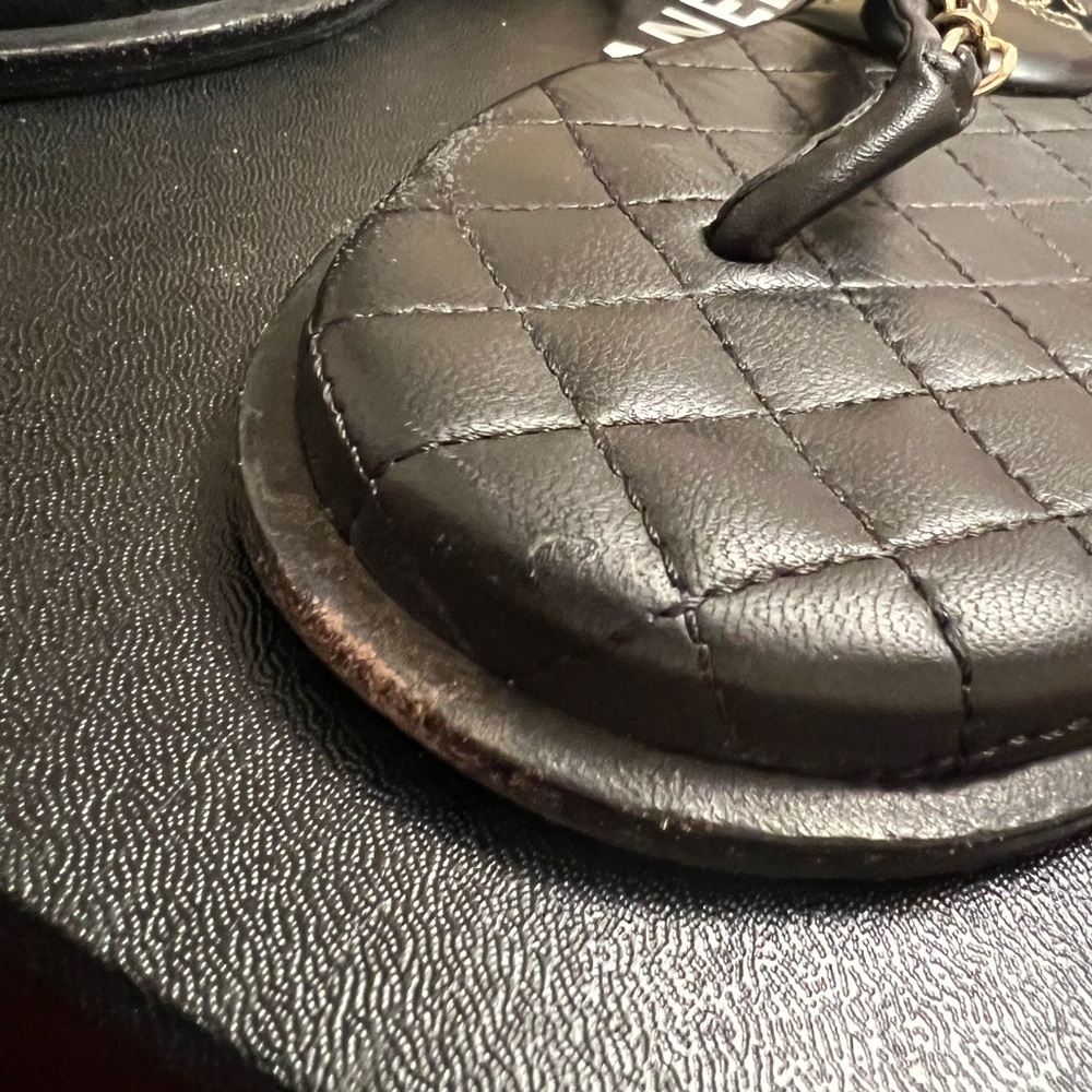 Chanel thong logo black sandals sz 39 - Picture 4 of 7